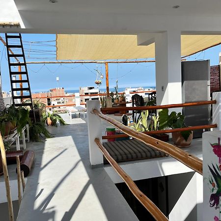 Bravo Hostels: Surf House Punta Hermosa Ngoại thất bức ảnh
