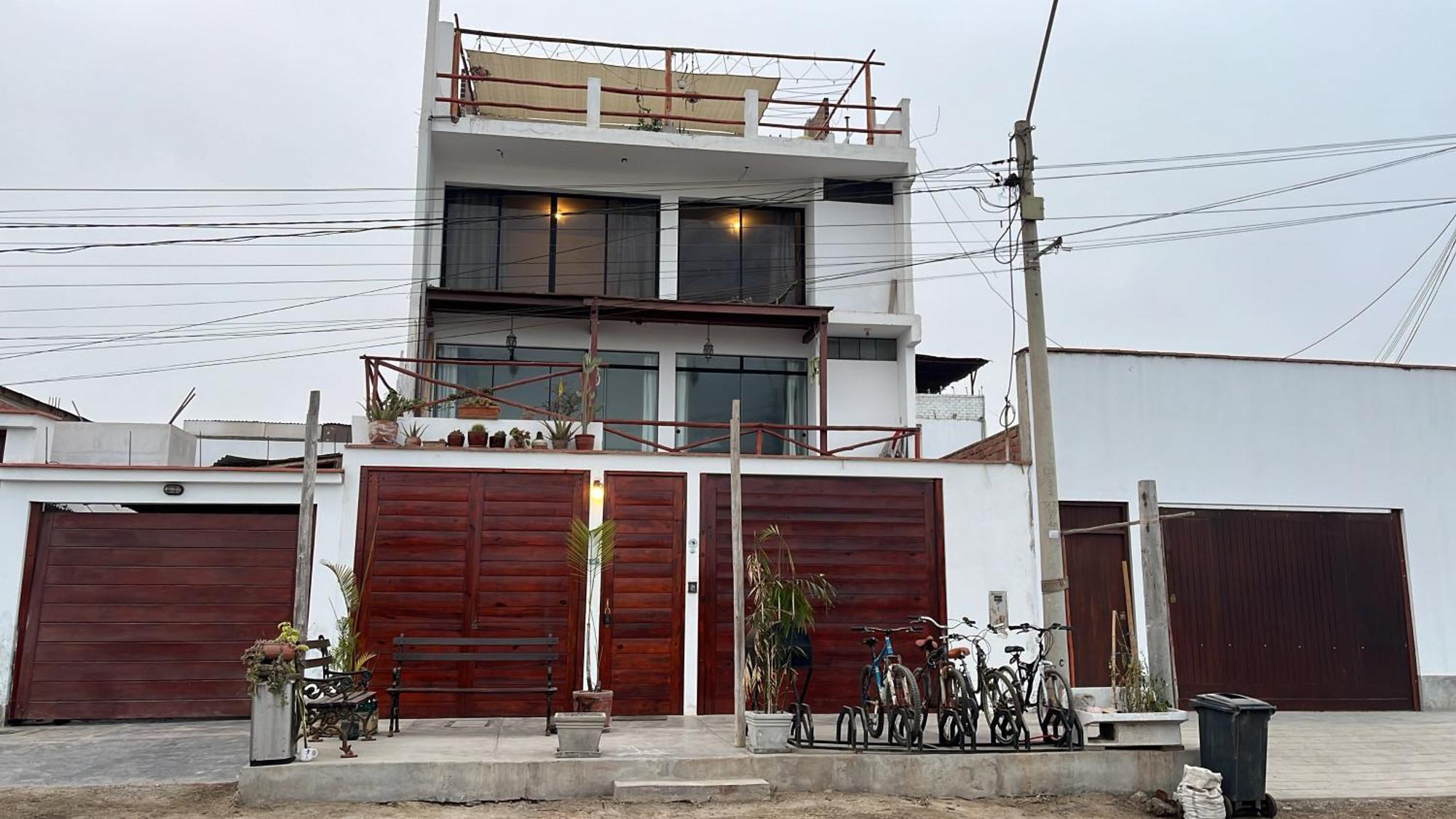 Bravo Hostels: Surf House Punta Hermosa Ngoại thất bức ảnh
